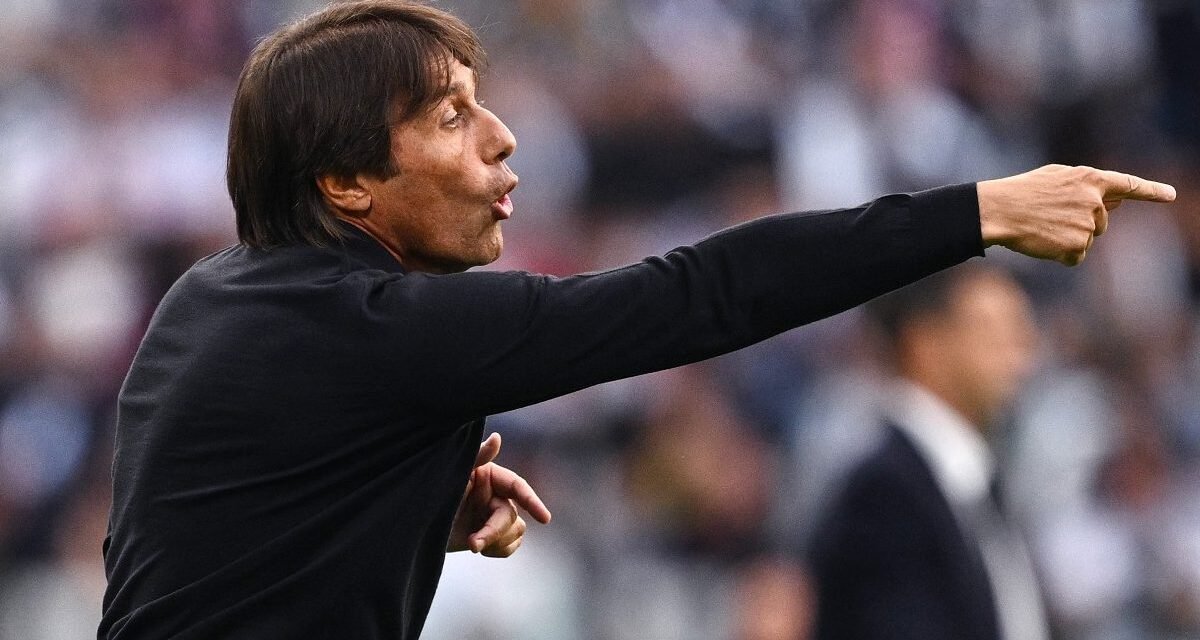 Conte vola in classifica: «Nessuno si nasconde, stiamo facendo qualcosa di incredibile ma il nostro obiettivo è questo». Poi ricorda quel coro ai tempi della Juve