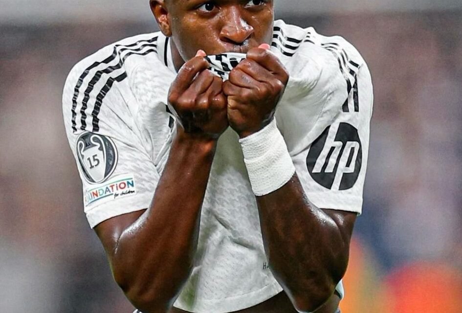 @FabrizioRomano: 🚨 Vinicius Jr official statement. “It is regrettable what happened at the Bernabéu with racist insults”. “There is no place for these criminals in our society. All my support to Lamine, Ansu, Raphinha”. “Madrid and the police will identify and punish the guilty!”.