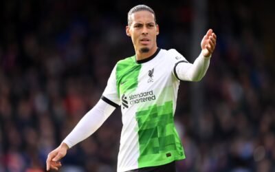 @FabrizioRomano: 🔴👀 Van Dijk on draw vs Arsenal: “Man City lost here and they won the league… I’ve read so many things that Arsenal are out of the title race if they lose”. “We’re in the business where you can be on top one week and then not… just enjoy the ride”.