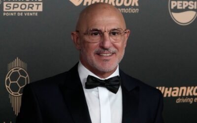 @FabrizioRomano: 🚨 Spain coach Luis de la Fuente from the Ballon d’Or: “It is not good for football that a club like Real Madrid is not present at a gala of this nature”.