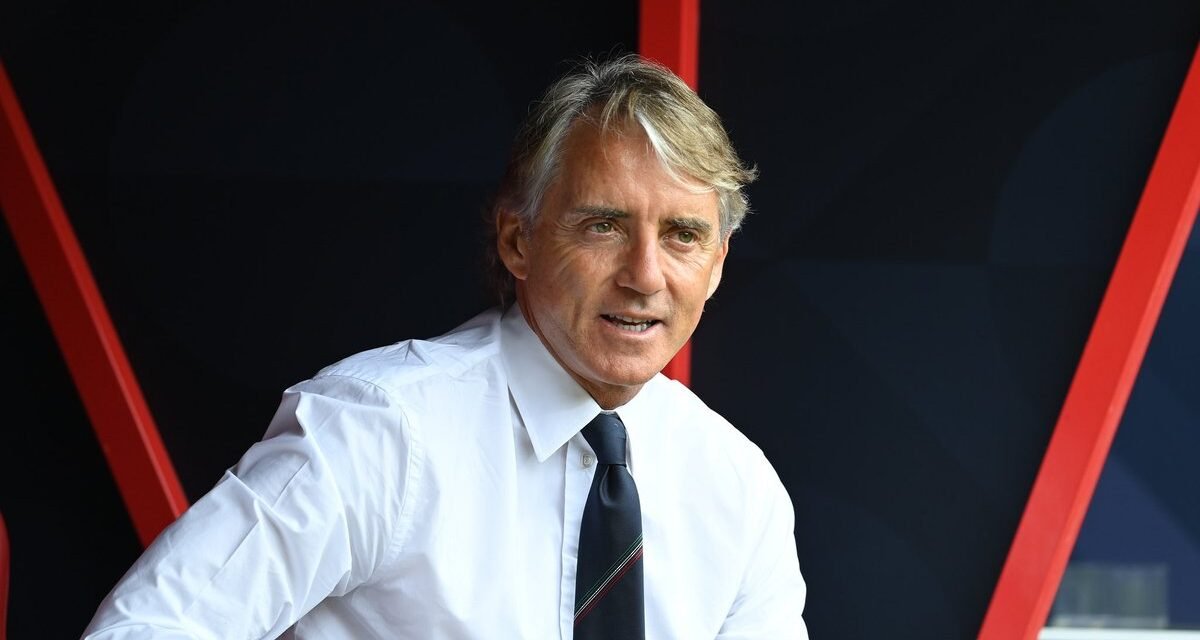 @FabrizioRomano: 🚨🇸🇦 It’s over between Saudi national team and Roberto Mancini. Agreement teached today on a mutual understanding to end the contract. Saudi Federation, already working on new head coach.