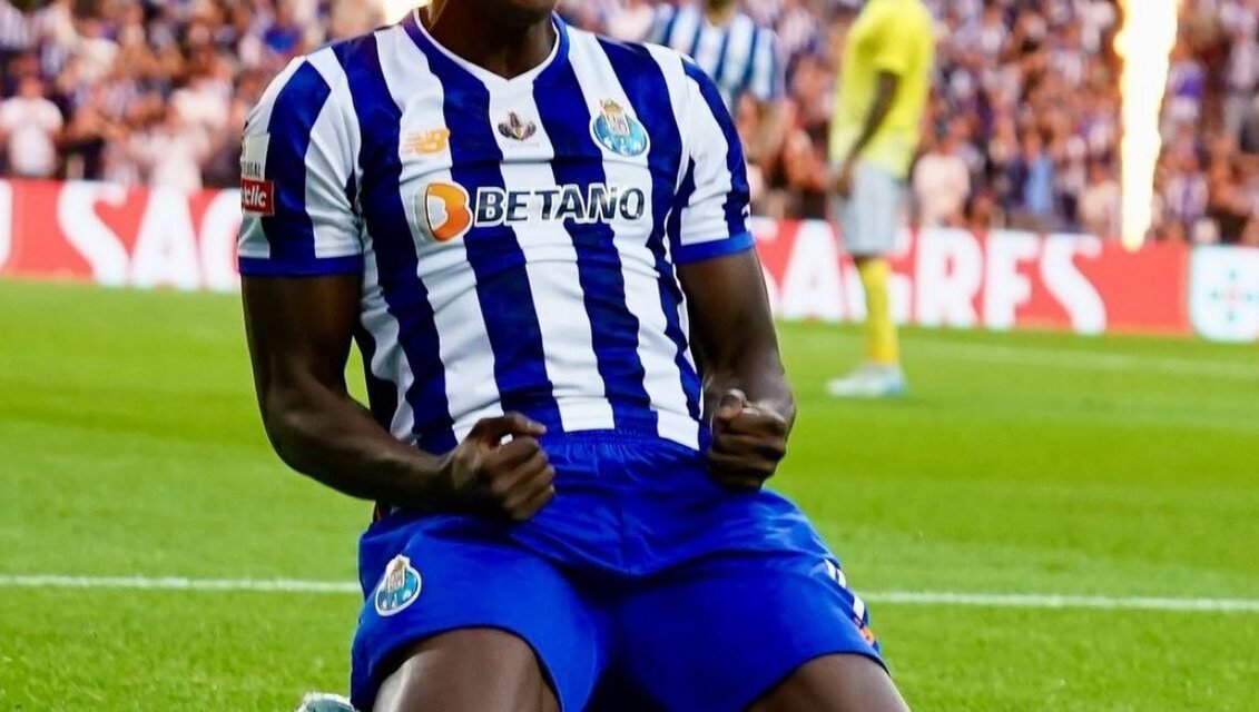 @FabrizioRomano: 🔵⚪️ Samu Omorodion scores his 4th goal in 3 Europa League games as Porto player! 8 games, 8 goals in all competitions.