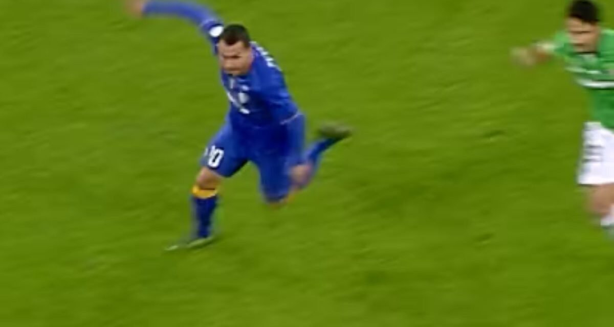 Juve Parma, il club bianconero ricorda l’indimenticabile gol di Tevez nel 7-0 del 2014. Tifosi scatenati sui social