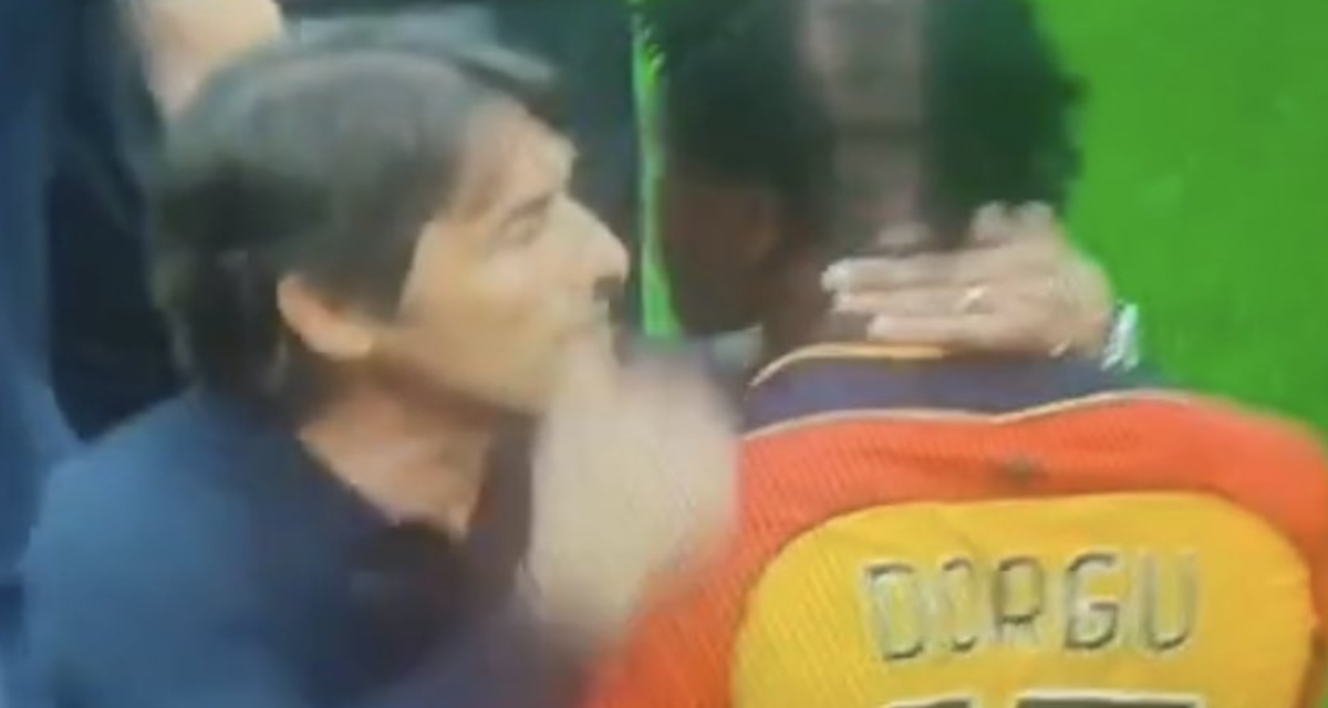 Dorgu Juve, Conte prova a convincerlo! Il gesto dopo Napoli Lecce è palese: cosa filtra sul futuro del terzino