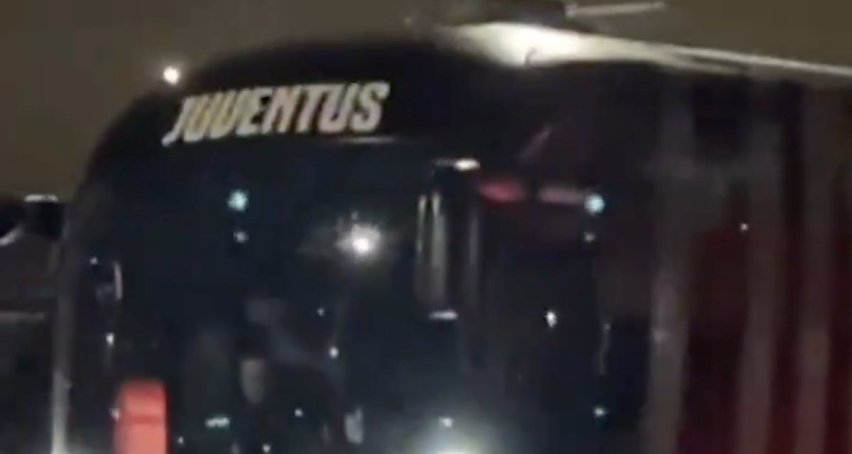 Inter Juve, bianconeri a Milano: il VIDEO dell’arrivo del pullman in hotel
