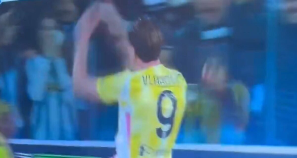 Vlahovic scatena i tifosi sui social: il gesto dell’attaccante serbo nel finale di Udinese-Juve