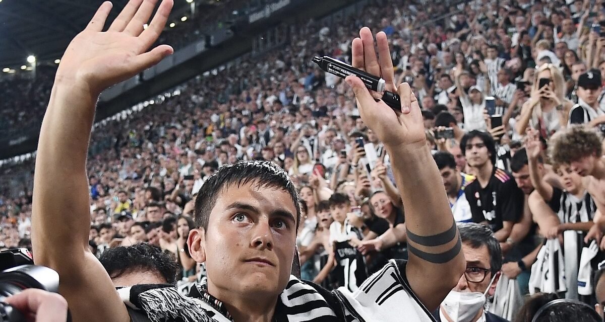 Dybala non dimentica la Juventus: «Buon anniversario». Il messaggio dell’ex bianconero